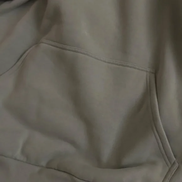 Comfrt Airplane Mode Hoodie Aloe Size Medium New - Picture 4 of 6